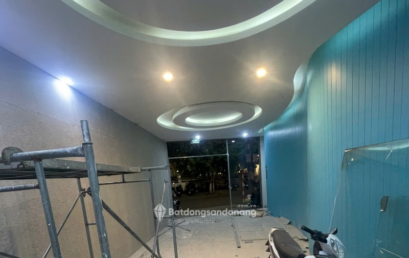 Cho thuê mặt bằng kinh doanh vị trí đắc địa ngay trung tâm thành phố