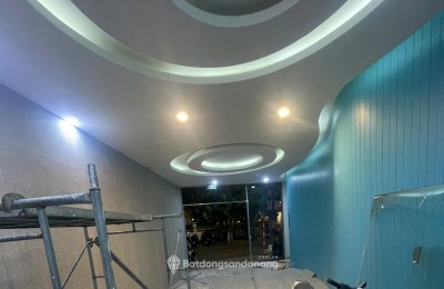 Cho thuê mặt bằng kinh doanh vị trí đắc địa ngay trung tâm thành phố