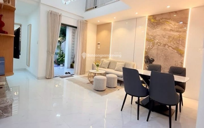 Bán nhà trong kiệt đường Hoàng Diệu , giá chỉ nhỉnh hơn 4 tỷ