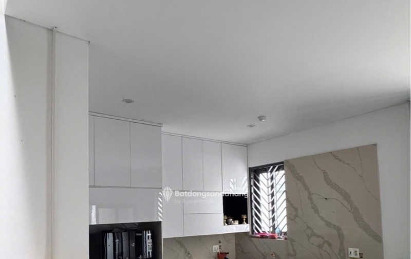 Bán nhà đường Hà Huy Giáp , giá chỉ nhỉnh hơn 8 tỷ