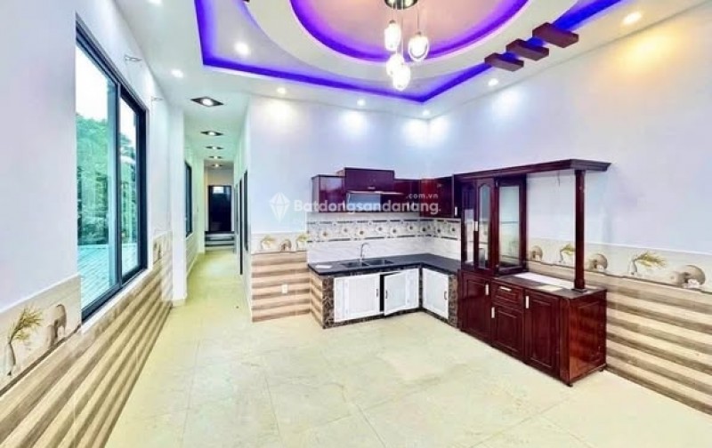 Cho thuê nhà 4 tầng mặt tiền ĐỒNG KÈ - Liên Chiểu gần chợ Hoà Khánh