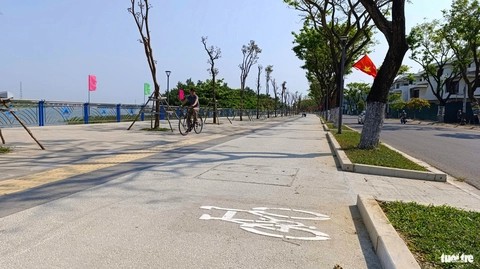 Bán đất siêu đẹp 2 mặt tiền thăng long view trực diện sông