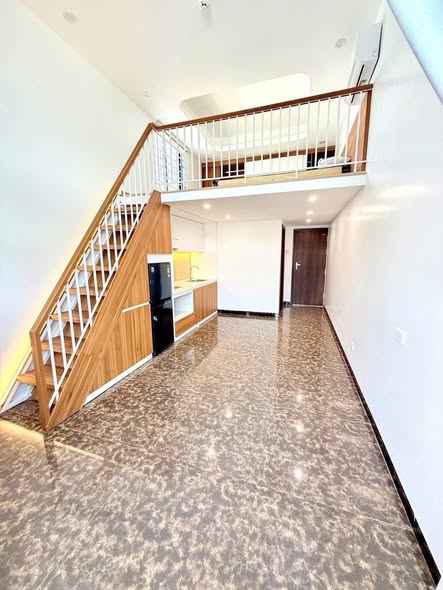 Cho thuê căn hộ duplex mới tinh, thang máy, ngay trung tâm