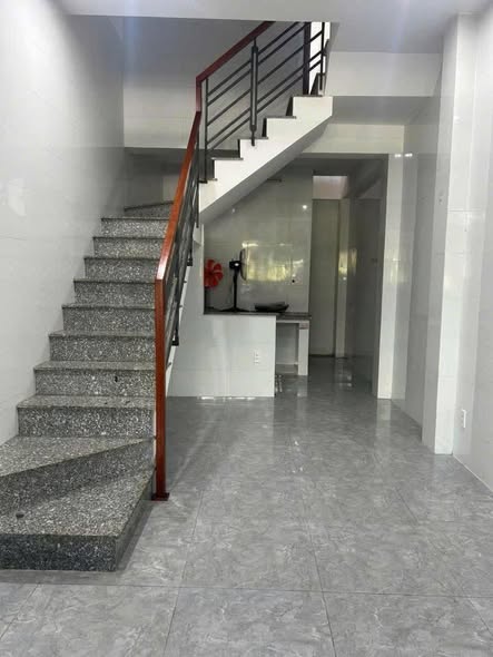 Cho thuê kiệt 375 nguyễn phước nguyên gần chợ.