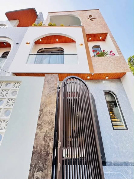 Nhà đẹp kiệt ô tô – tôn đức thắng