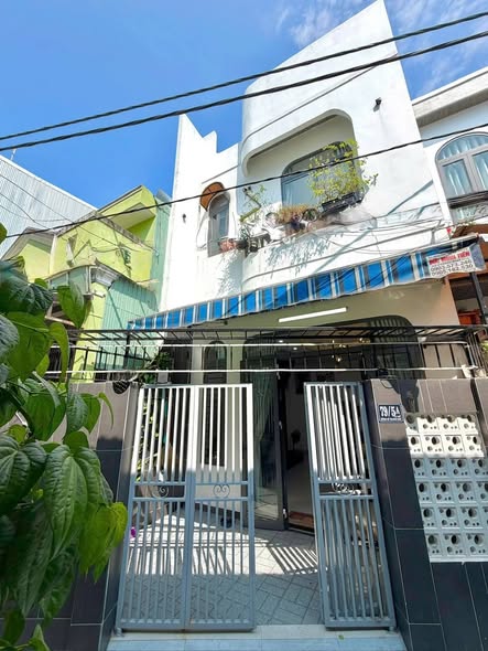 Nhà 2 tầng gần biển – full nội thất chỉ 4 tỷ hơn 🌈🌈🌈