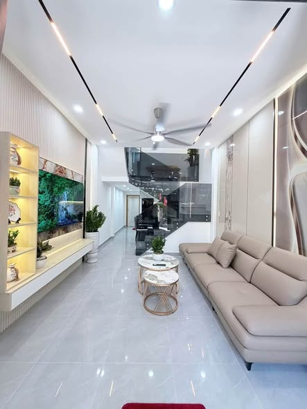 Nhà 2 tầng k282 hà huy tập, thông ra chợ cù chính lan 👉 4,850 tỷ