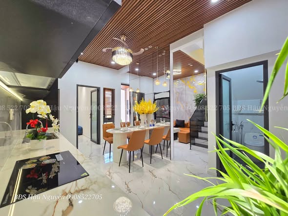 ●mình cần b.án nhà kiệt oto k64 trần đình tri cách biển đà nẵng 100m có gara