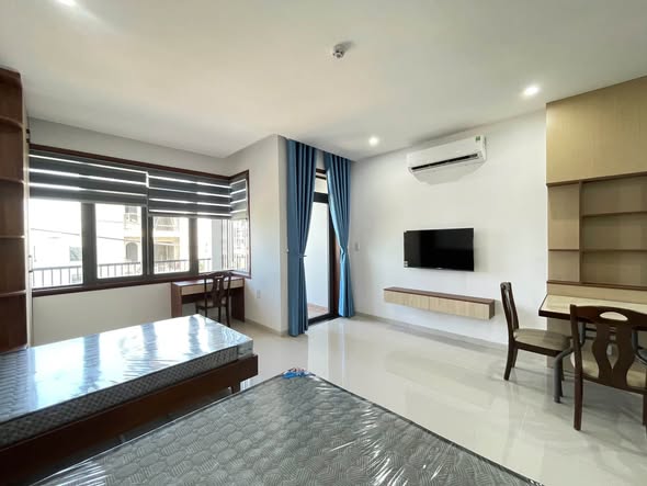 Căn hộ 2 giường mới siêu rộng, ban công lớn đường mai chí thọ - hoà xuân